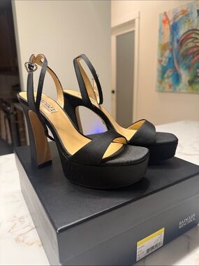 Badgley Mischka Caia Platform Sandals